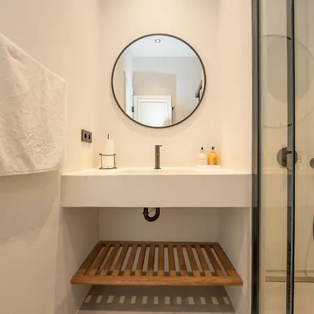 Gizz Hotel apartamentowy 4*